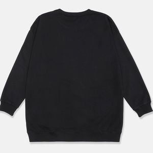 Plain black sweatshirt